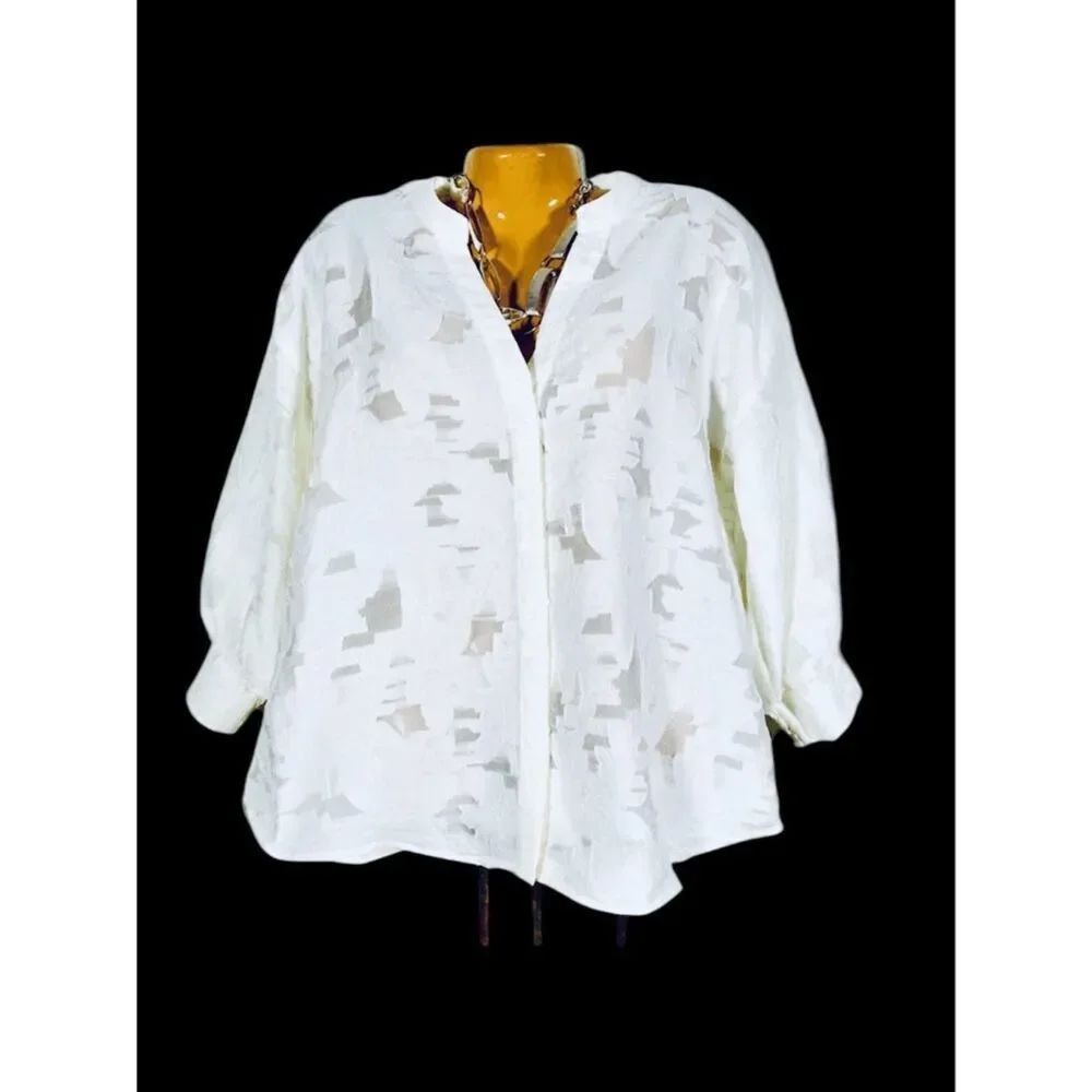 NWT ALFANI Sz L White off Moroccan Escape Semi Sheer gorgeous Button Down tunic